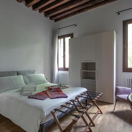Palazzo Venere *