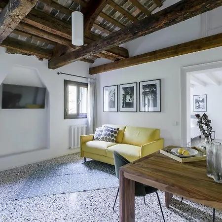 Palazzo Venere Apartment *