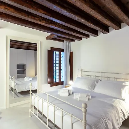Palazzo Venere * Venedig