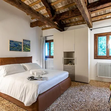 Apartment Palazzo Venere Venedig